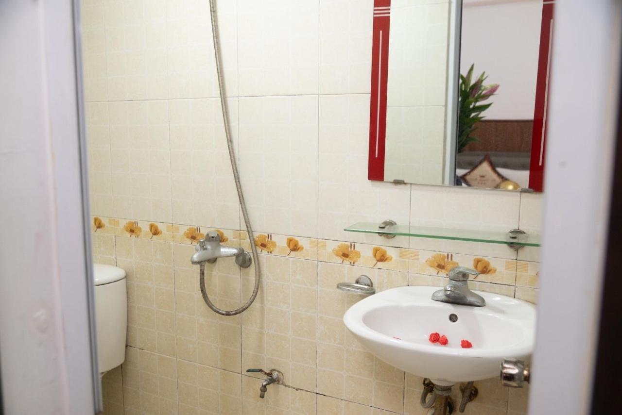 Hottel Ha Thanh Hanoi Exteriör bild